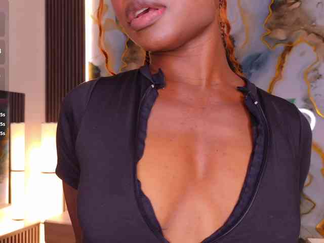 Modelo: LinsyAdams