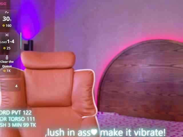 LinsyAdams webcam