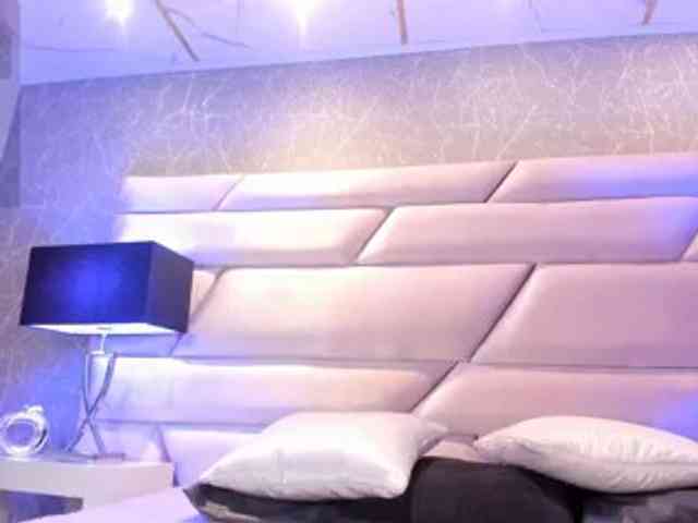 LinsyAdams webcam