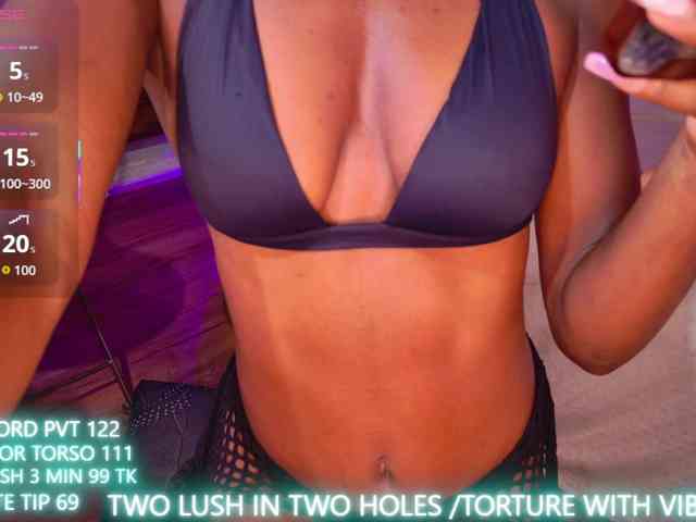 LinsyAdams webcam