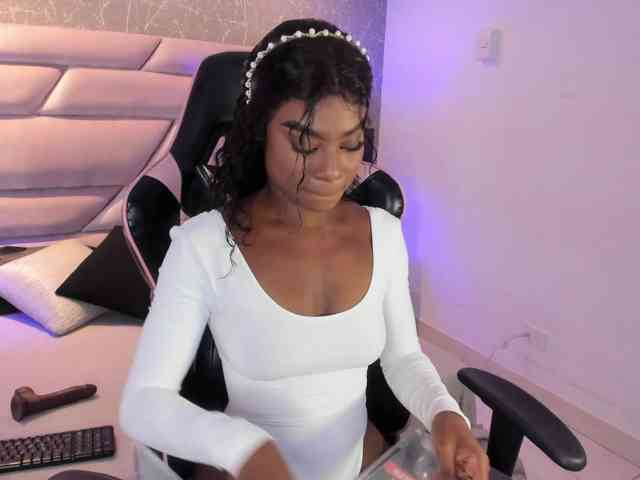 LinsyAdams