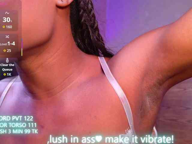 LinsyAdams webcam