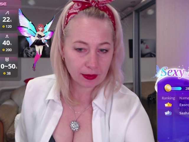 MistressMilfa live cam preview