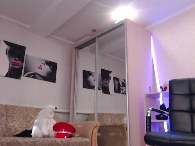 MistressMilfa live cam on BongaCams