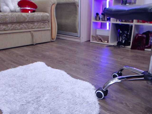 MistressMilfa live cam on BongaCams