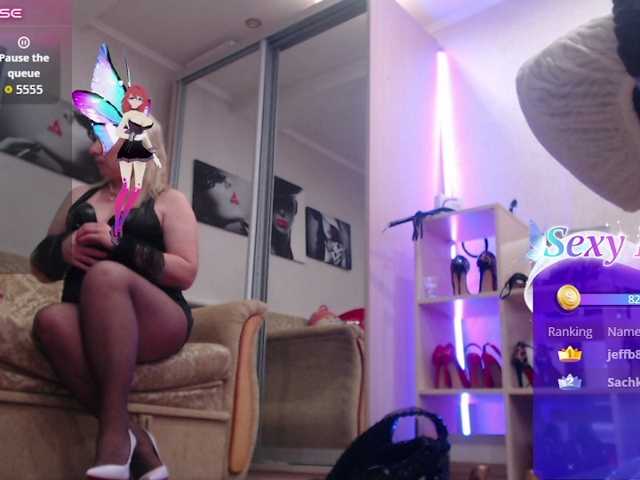 MistressMilfa live cam preview