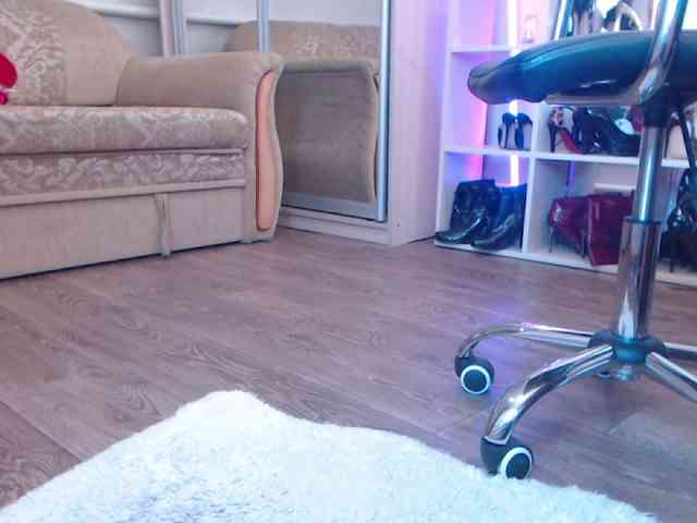 MistressMilfa webcam