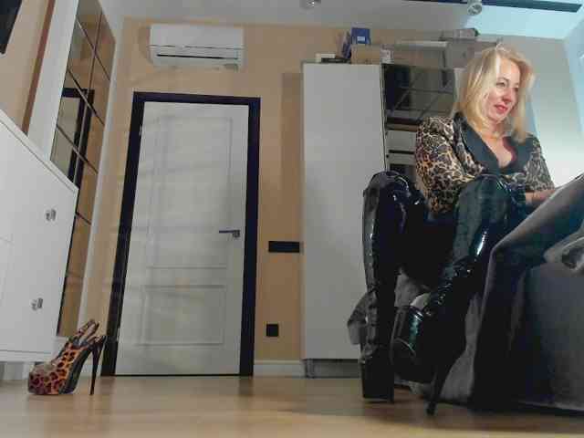 MistressMilfa