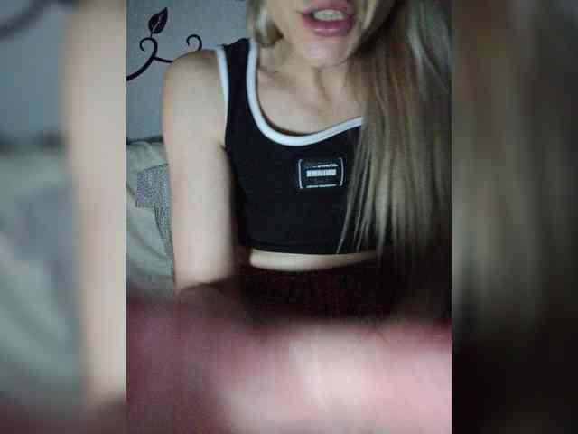 Dasha_kissa webcam