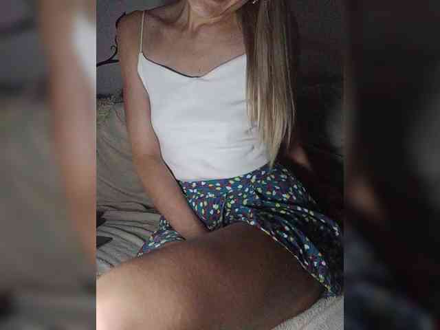 Dasha_kissa webcam