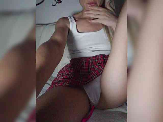 Dasha_kissa webcam