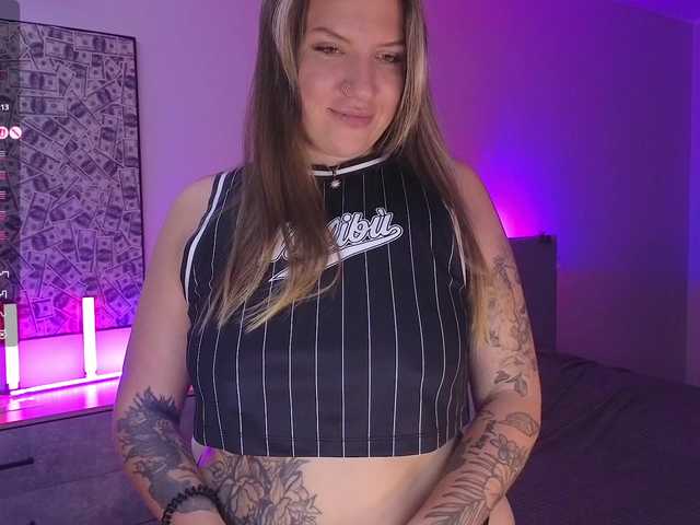BloomBambi live cam on BongaCams