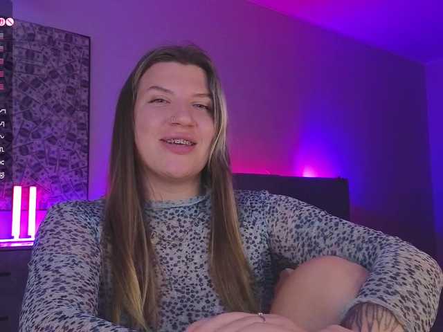 BloomBambi live webcam show