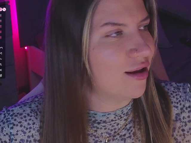 BloomBambi live webcam show