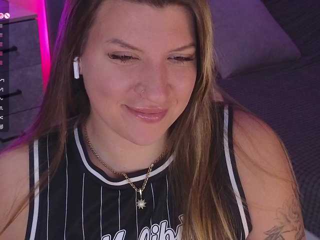 BloomBambi live webcam show