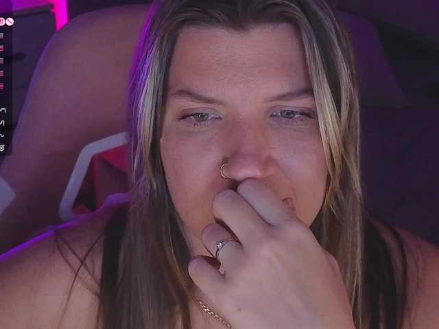 BloomBambi live cam on BongaCams