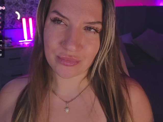 BloomBambi live webcam show