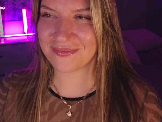 BloomBambi Live Webcam on BongaCams