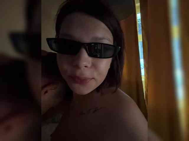 XaSeen Live Webcam on BongaCams
