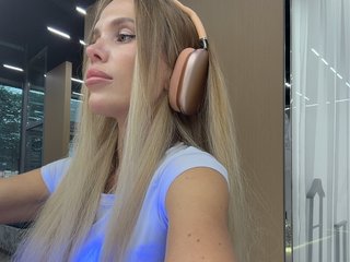 ALVUWKA Porn Show