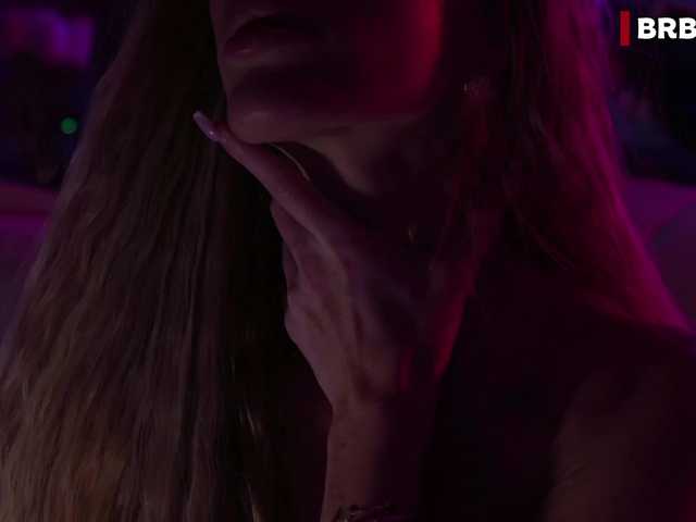 blondinochkaa live webcam show