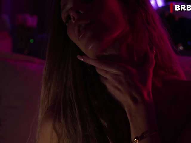 blondinochkaa cam belle