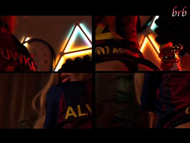 blondinochkaa live cam on BongaCams