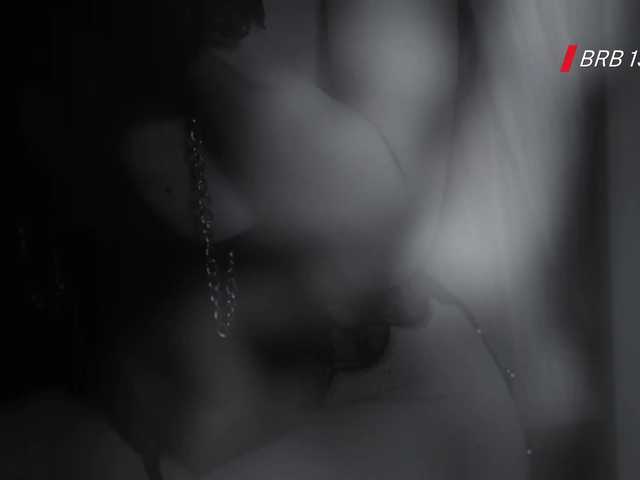 blondinochkaa live cam on BongaCams