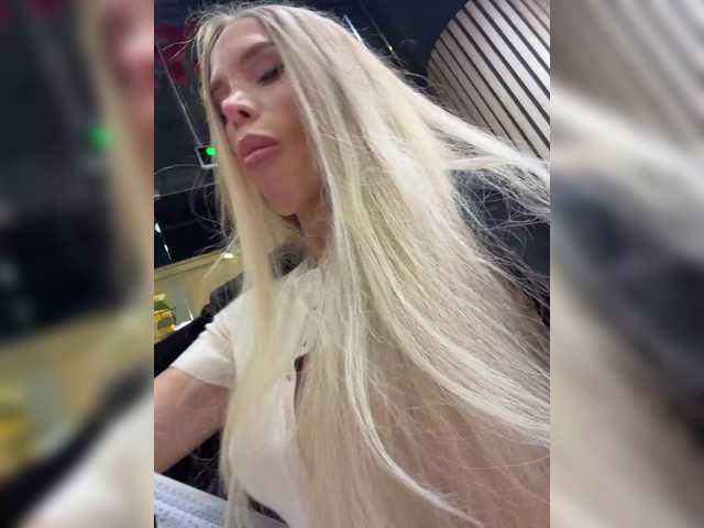 blondinochkaa, en vivo ahora en BongaCams