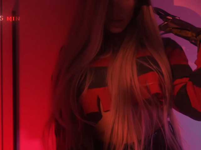 ALVUWKA live cam on BongaCams
