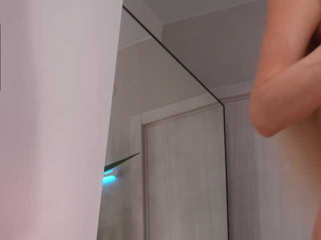 blondinochkaa live cam