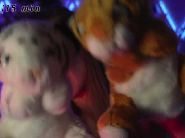 blondinochkaa's BongaCams show and profile