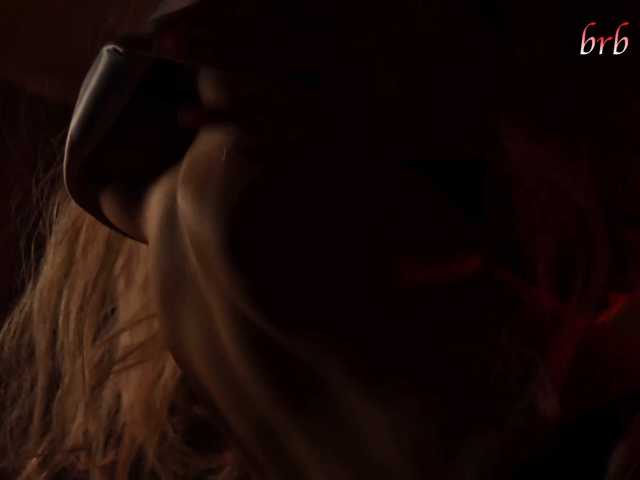 blondinochkaa, live now on BongaCams