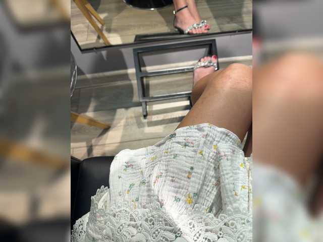 blondinochkaa live sex show