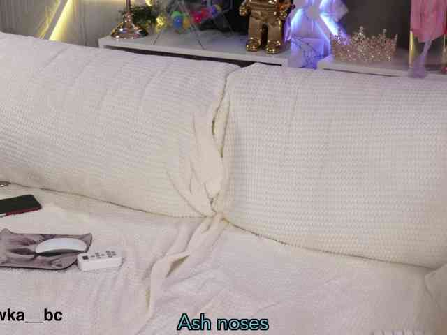 blondinochkaa Live Webcam on BongaCams