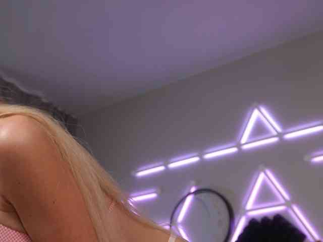 ALVUWKA webcam