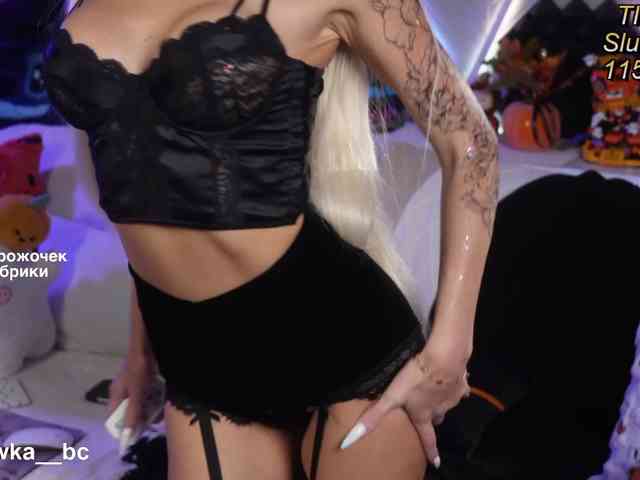 blondinochkaa blondinochkaa