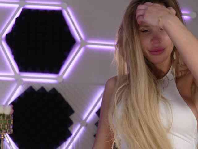 blondinochkaa Sex Cam Show