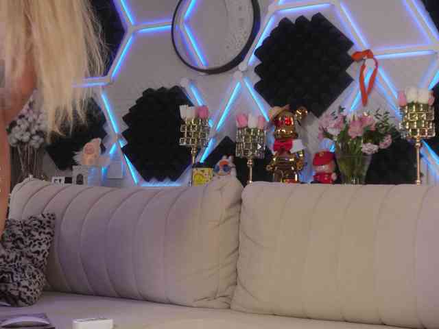 blondinochkaa Sex Cam Show