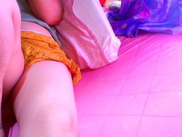 lucyLUxxx live cam on BongaCams