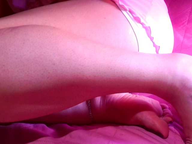 lucyLUxxx live cam on BongaCams