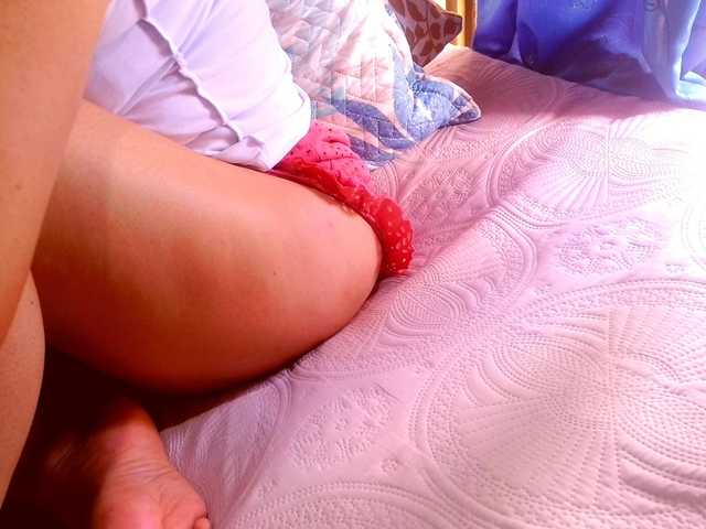 lucyLUxxx live cam on BongaCams