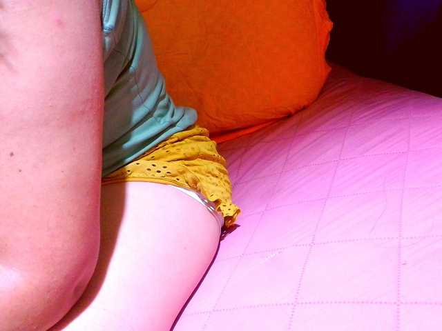 lucyLUxxx live cam on BongaCams