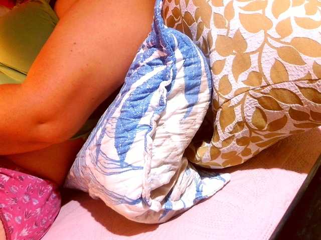 lucyLUxxx live webcam show