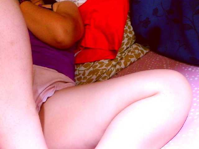 lucyLUxxx live cam on BongaCams