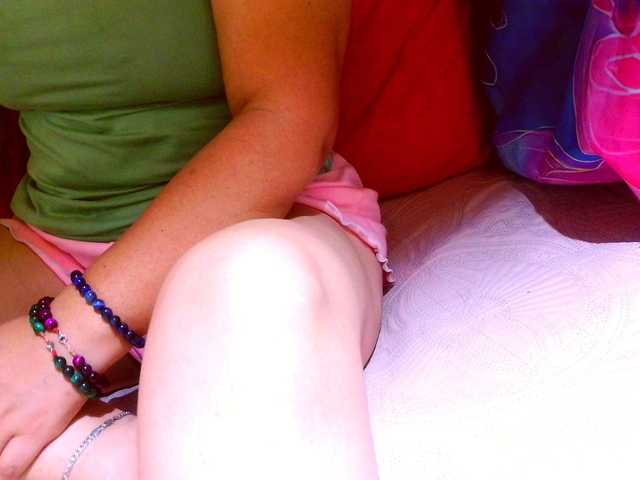lucyLUxxx Live Cam on BongaCams