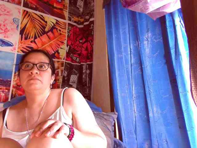 lucyLUxxx webcam