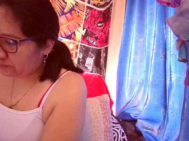 lucyLUxxx webcam