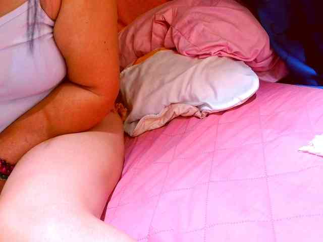 lucyLUxxx webcam