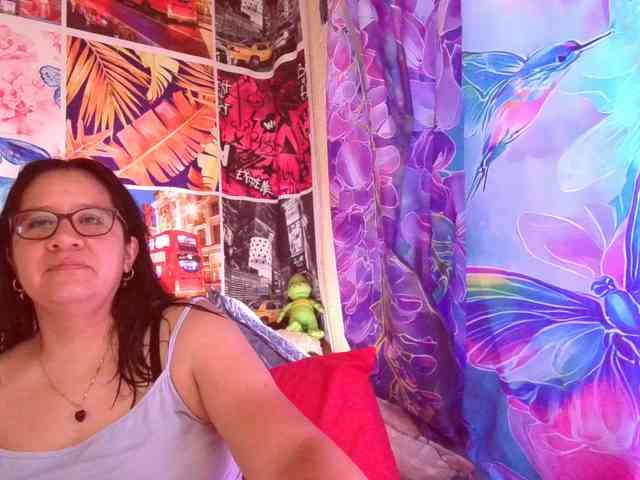 lucyLUxxx webcam